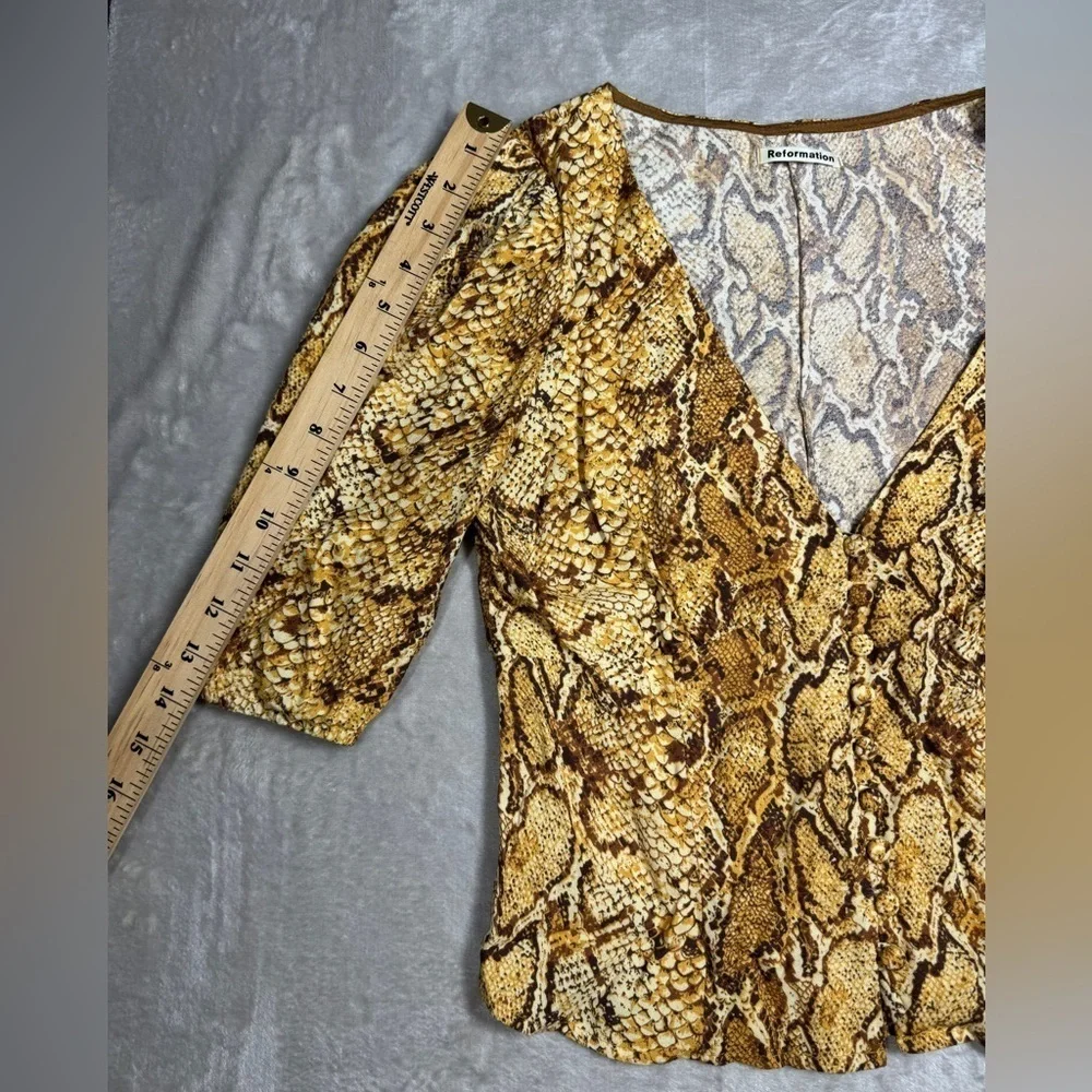 Reformation Eliana Boa Snakeskin Animal Print V Neck Button Front Blouse Small